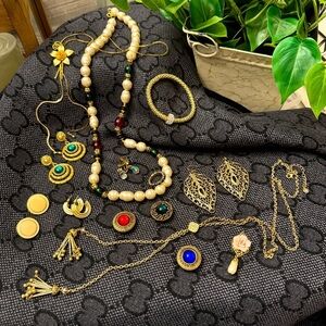 Vintage 2 modern jewelry lot~ Monet, aurora borealis earrings, Baroque pearls